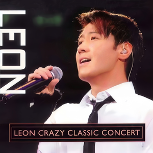 李纪周狂玩杨钰莹
